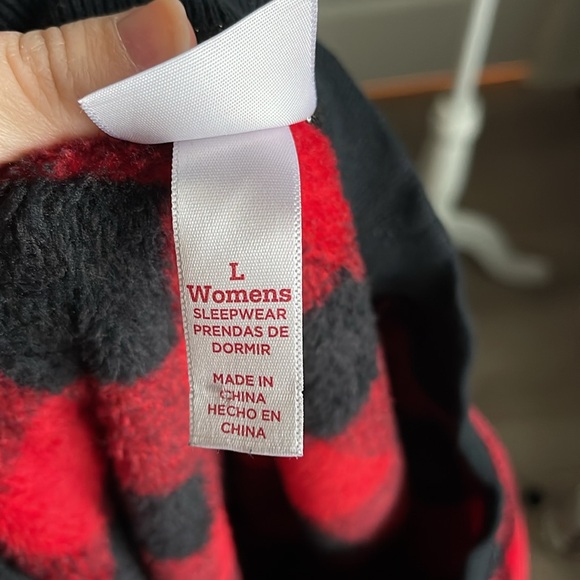 Cozy Plaid Holiday Sweater by Wondershop - Red & Black, Size L - Picture 5 of 7